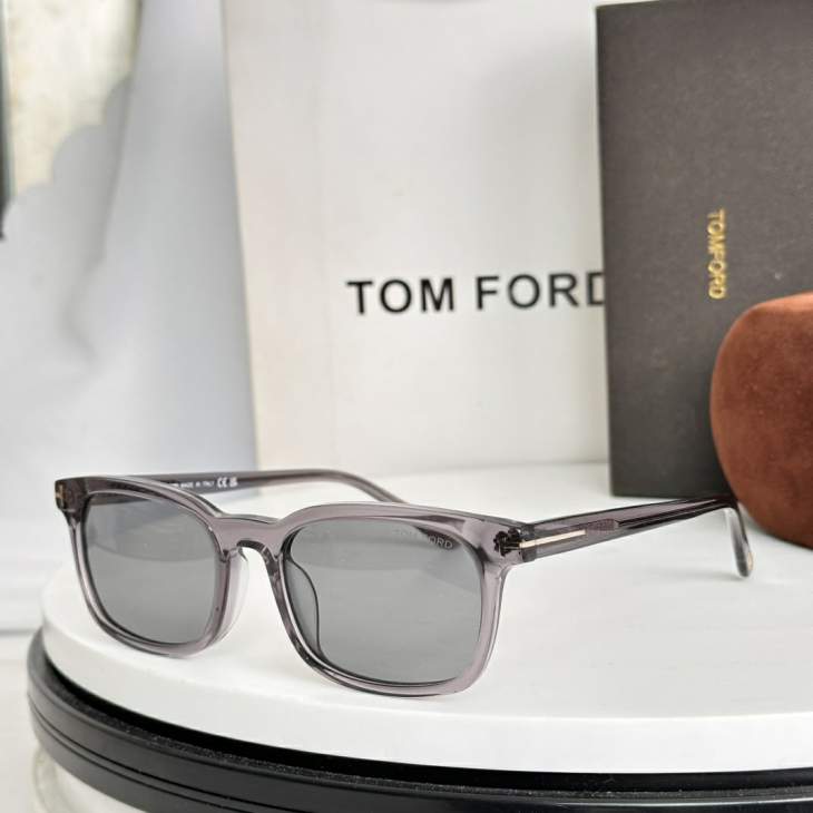 Picture of Tom Ford Sunglasses _SKUfw77836047fw